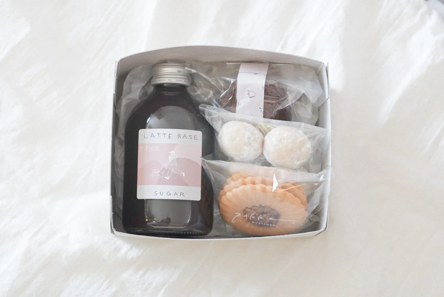 カフェラテベースと焼菓子のsetの商品画像
